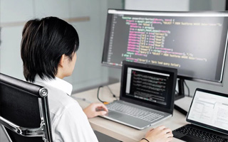 石家庄 api php源码,下载的php源码怎么运行呢？